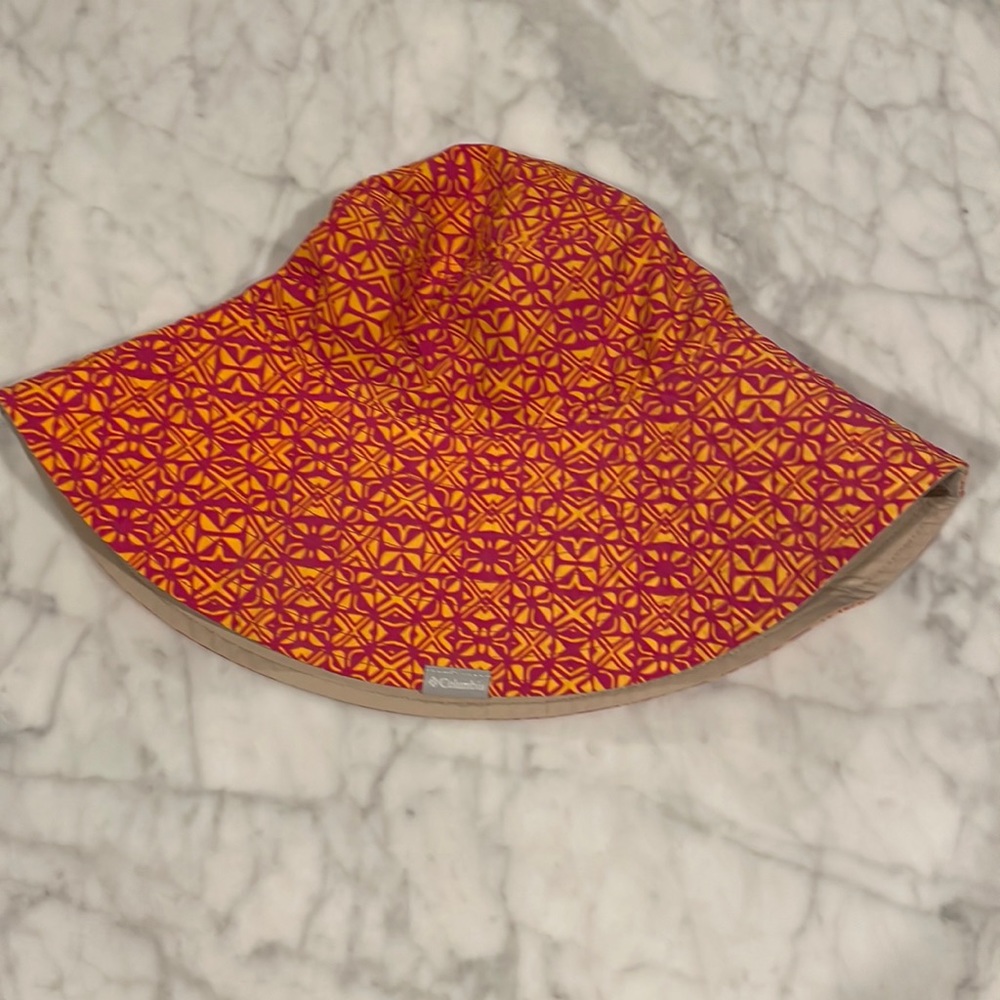 Columbia bucket hat